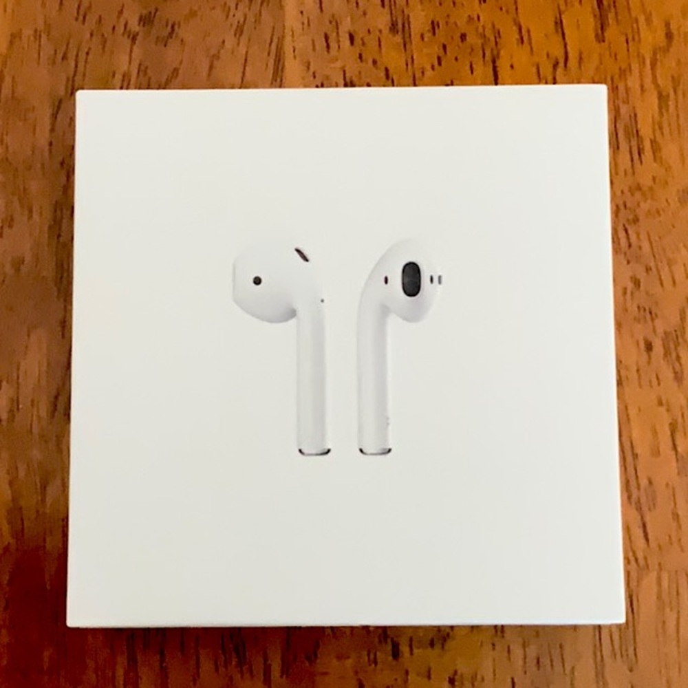 Apple (Gen2) Air Pods